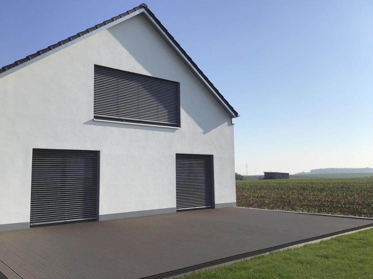 Vista-Apartments Ebersbach  ภายนอก รูปภาพ